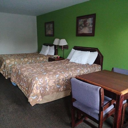 America'S Best Value Inn Clarksdale Exterior photo