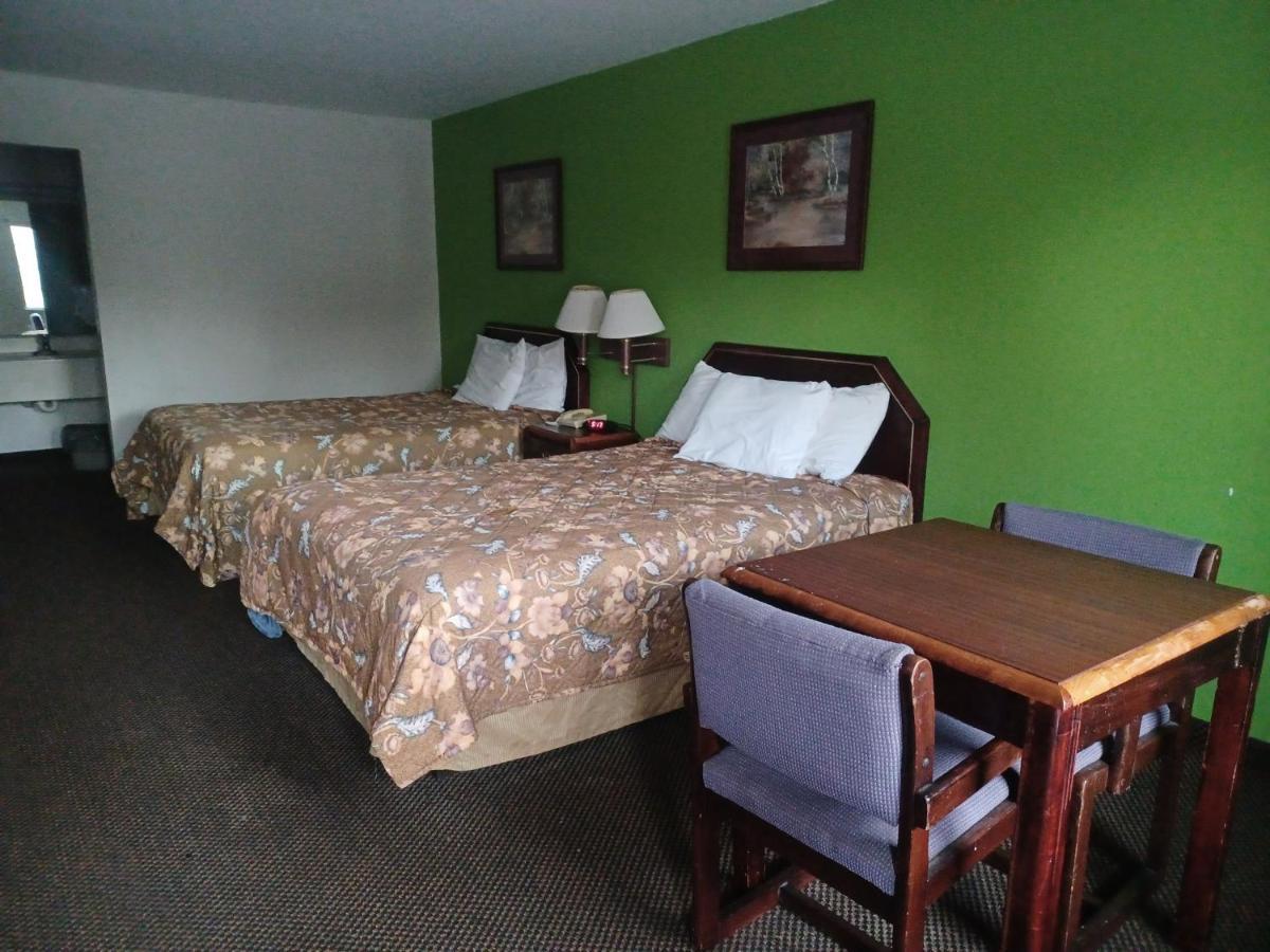 America'S Best Value Inn Clarksdale Exterior photo